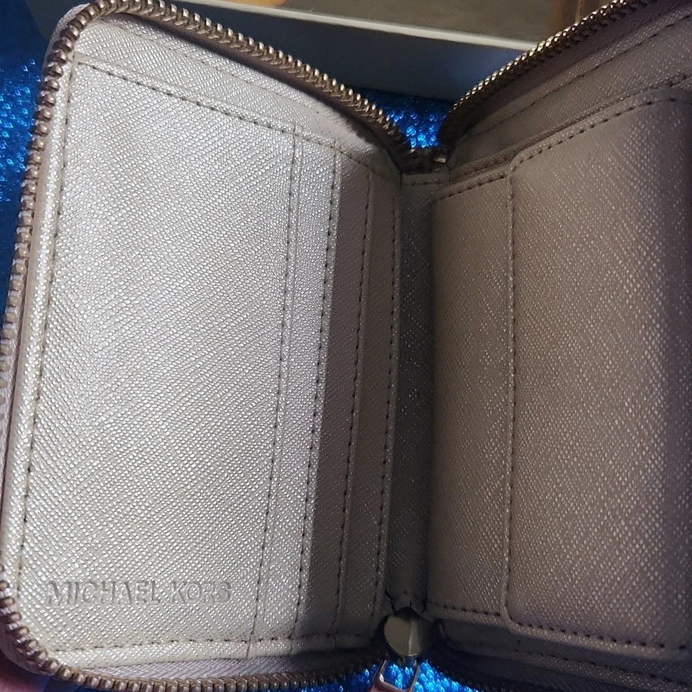 Michael Kors Metallic Gold Zip Wallet